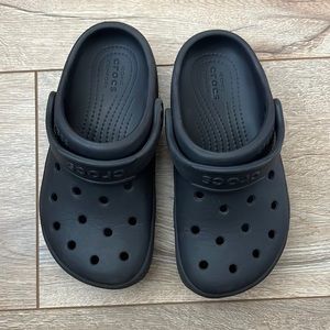 Black Crocs